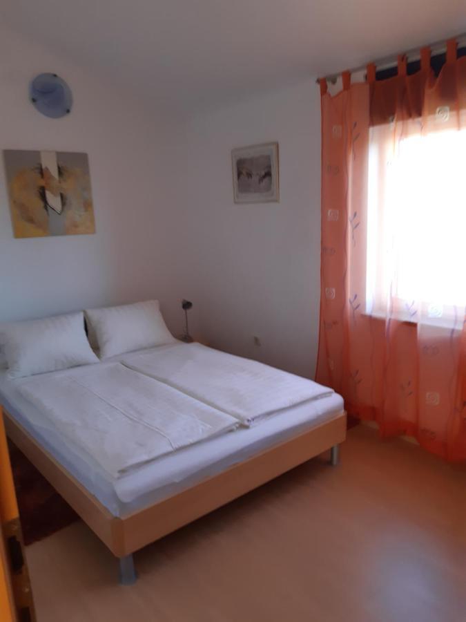 Franka Apartment *